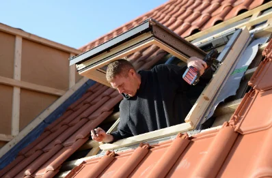 Pose de fenêtres de toit Velux à Eybouleuf
